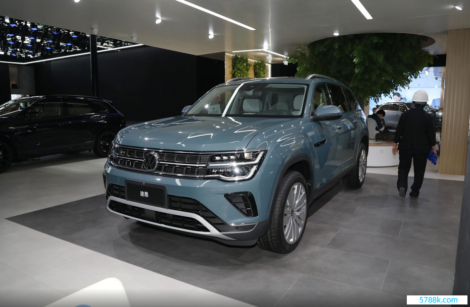 预算30万足下思买家用SUV，这车空间比汉兰达大，还有V6能源